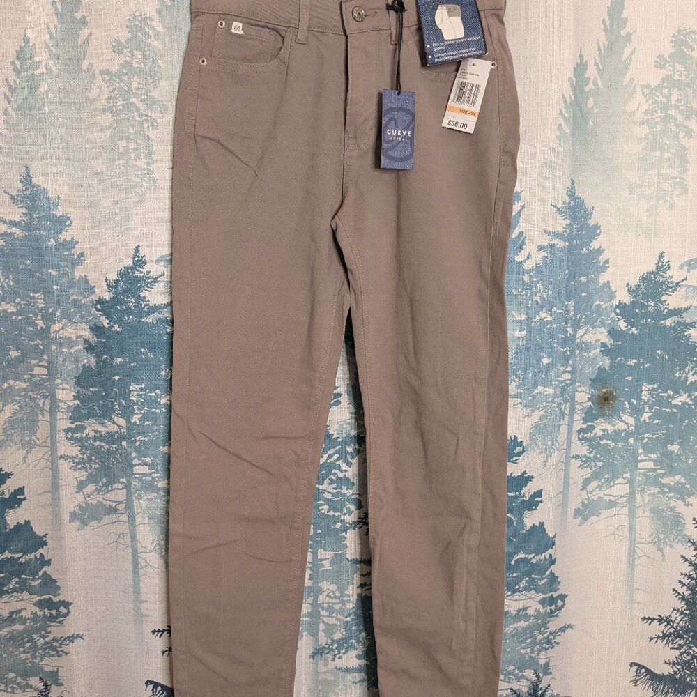 Curve Appeal Concealed Comfort Women’s Slim Fit Slacks | Driftwood | Size 2/26 |